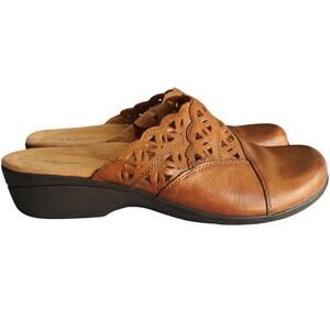 GH Bass Effie Brown Leather Mule Clog  Slip on Flat Wedge Cut Out Round Toe 8